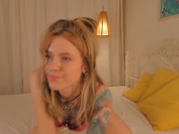 webcam girl conniesperry today image #3668660
