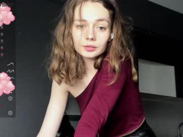 webcam girl mxxnsxsul today image #2458601