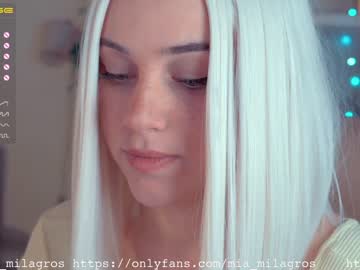 webcam girl mia_milagros today image #877532