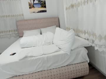 webcam girl ehotlovea today image #3343045