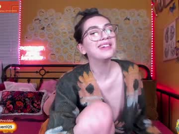 webcam girl daydreamur_gurl today image #1169563