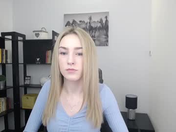 webcam girl little_e_mily today image #1252311