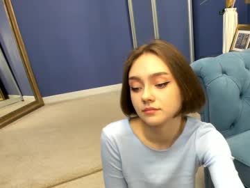 webcam girl adelewilson__ today image #453235