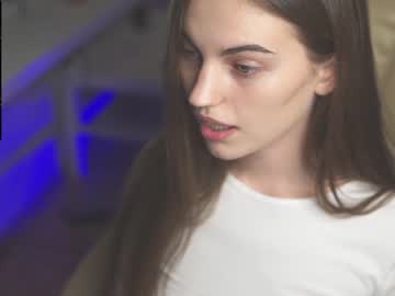 webcam girl hoolybunny today image #275518