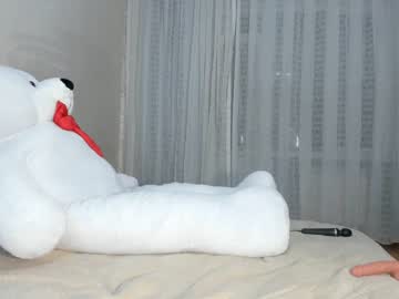webcam girl kare_maya today image #2918370