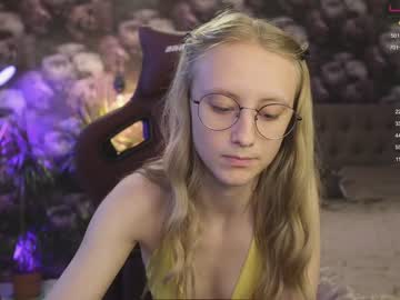 webcam girl angeellina today image #1950952