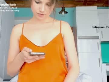 webcam girl stellawells today image #2930747