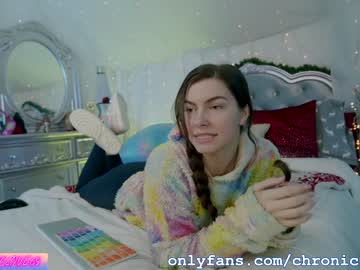 webcam girl chroniclove today image #751925