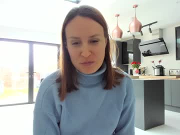 webcam girl eatmypie69 today image #3445593