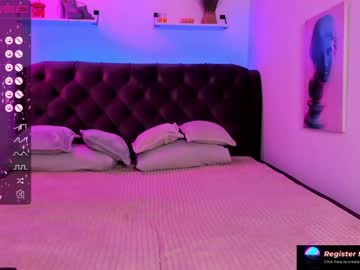 webcam girl cute_mia__ today image #3680337