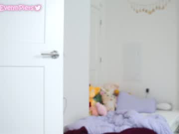 webcam girl evelynpiers today image #1671684