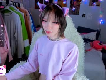 webcam girl lilicapie today image #3508423
