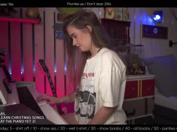webcam girl hermione_potter_couple today image #3369569