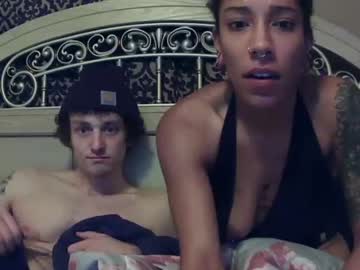 webcam couple infinitystoned420 today image #880442