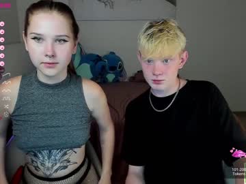 webcam couple henscheldeas today image #2288703