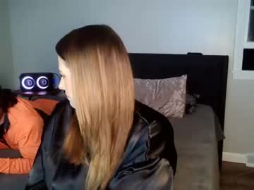 webcam couple tanbitch38 today image #918803
