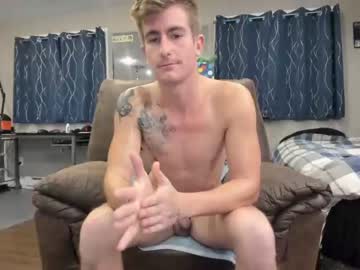 webcam couple ryanrailer today image #3033990