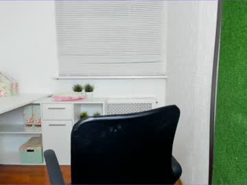 webcam girl amelia__williams today image #718293