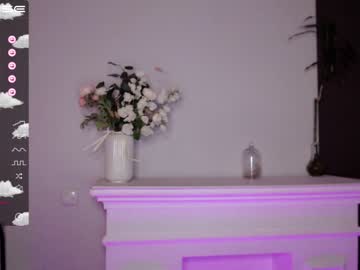 webcam girl small_blondee today image #2594972