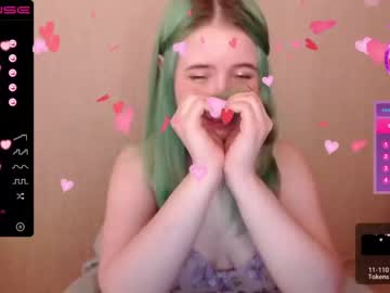 webcam girl yoliverse today image #1886350