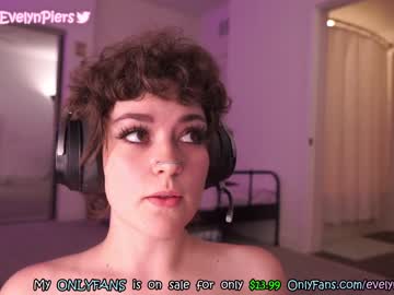webcam girl evelynpiers today image #2116860
