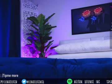 webcam girl lunaqueeeen today image #2280164