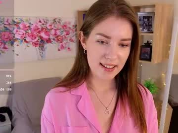 webcam girl linda__williams today image #4000
