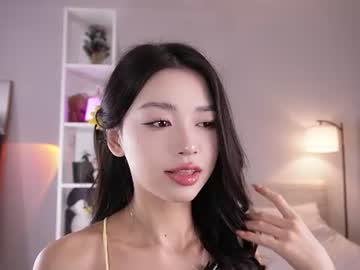 webcam girl yourlittlesunrise_ today image #1347