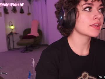 webcam girl evelynpiers today image #2670364