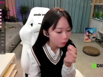 webcam girl luna_liu520 today image #201985