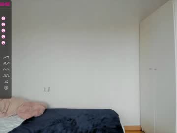 webcam girl deniseone today image #3253793