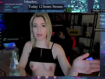 webcam girl kimilee22 today image #3912021