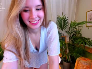 webcam girl milablush today image #3225968