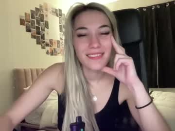 webcam girl bee_my_passion today image #4011707