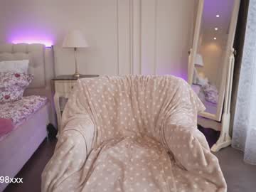 webcam girl emilia98xxx today image #264629