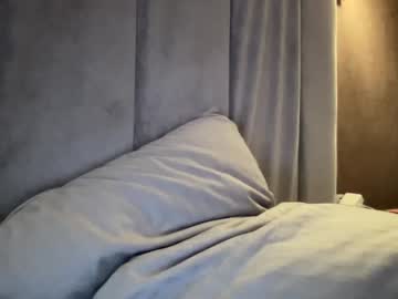 webcam couple deepfeelit1000 today image #1893422