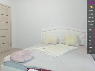 webcam girl adelina_di today image #64765