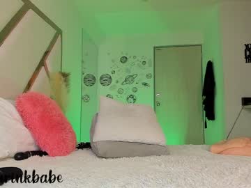 webcam girl camilalovers01 today image #3916855