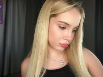 webcam girl lipswithsmileonthem today image #4040204
