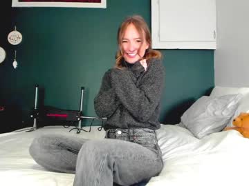 webcam girl innocentprovenguilty today image #3342450