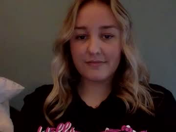 webcam girl candy_cloudsx today image #4016001