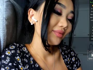 webcam girl miyong_7 today image #2043371