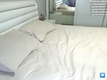 webcam couple annamalia today image #2531224