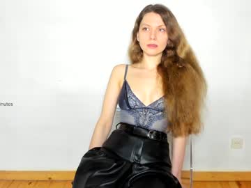 webcam girl giveyouelevenminutes today image #1184645