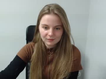 webcam girl andrea_lui today image #1488171