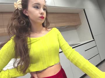 webcam girl ehotlovea today image #3649380