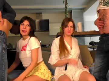 webcam couple apricot_cherry today image #3180684