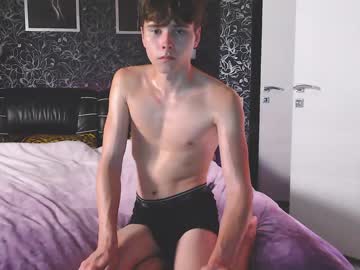 webcam man kyle_is_dreams today image #2496384