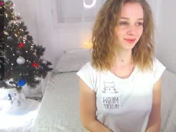 webcam girl hatti_moor today image #833329