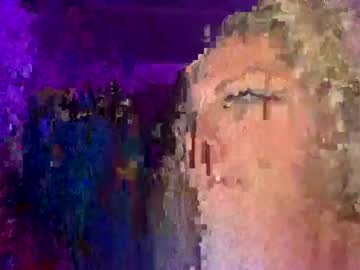 webcam girl boyzenberrykush today image #3667279